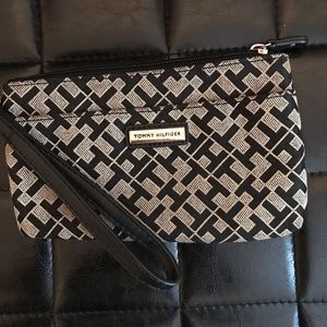 Tommy Hilfiger wristlet